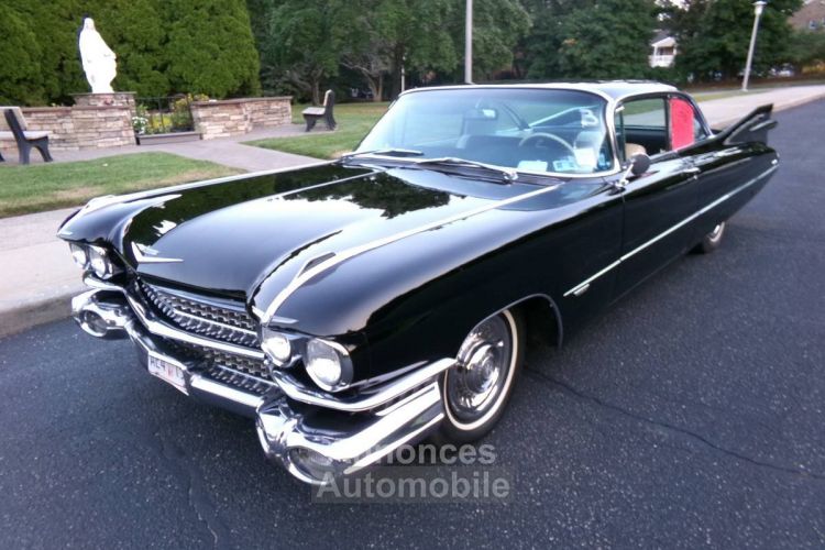 Cadillac Coupe DeVille - <small></small> 121.000 € <small>TTC</small> - #19