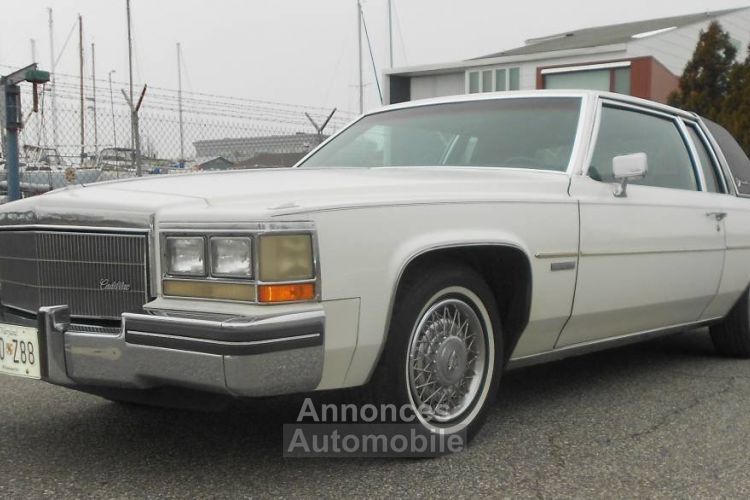 Cadillac Coupe DeVille - <small></small> 17.100 € <small>TTC</small> - #1