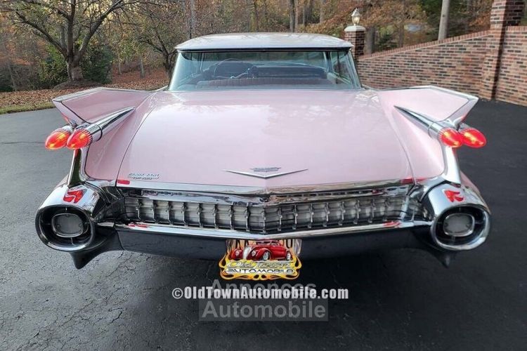 Cadillac Coupe DeVille - <small></small> 69.500 € <small>TTC</small> - #8