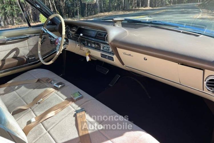 Cadillac Coupe DeVille  - <small></small> 40.500 € <small>TTC</small> - #19