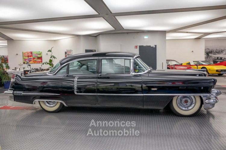 Cadillac Coupe DeVille 1956 Série 62 - <small></small> 36.500 € <small>TTC</small> - #3