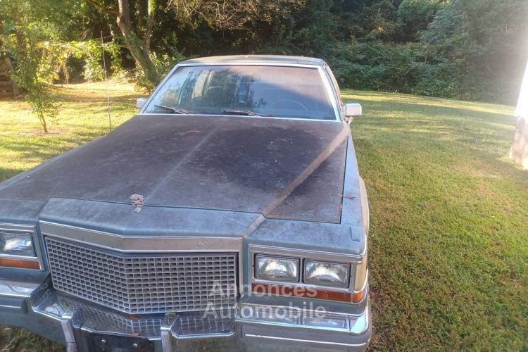 Cadillac Coupe DeVille diesel  - <small></small> 17.000 € <small>TTC</small> - #17