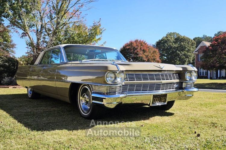 Cadillac Coupe DeVille sedan - <small></small> 34.400 € <small>TTC</small> - #1