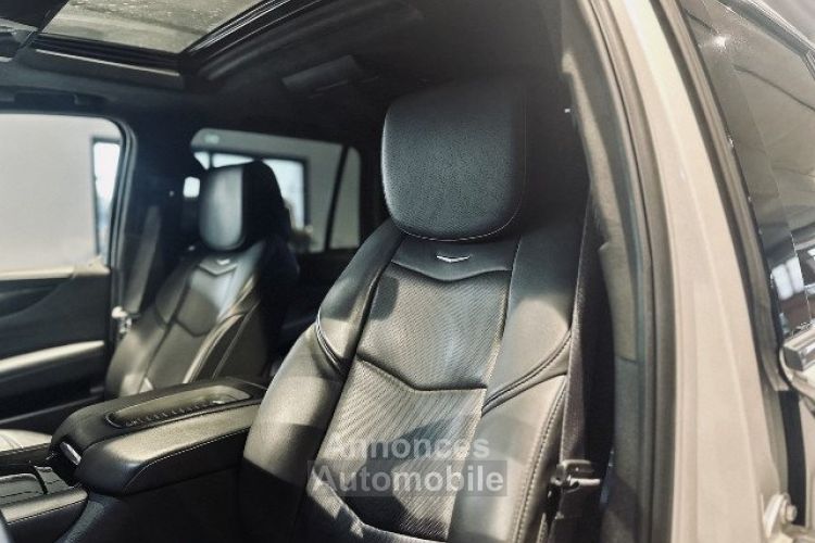 Cadillac Escalade 6.2 V8 PLATINUM - <small></small> 74.970 € <small>TTC</small> - #20