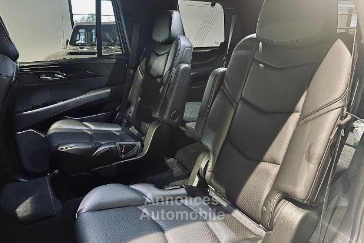 Cadillac Escalade 6.2 V8 PLATINUM - <small></small> 74.970 € <small>TTC</small> - #25