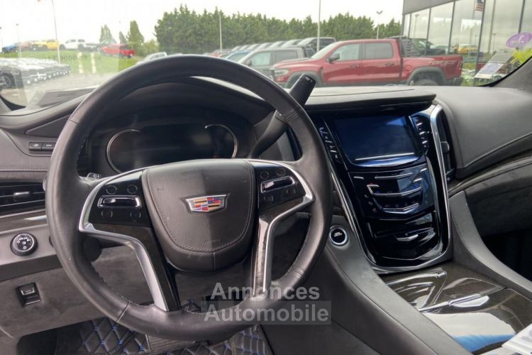 Cadillac Escalade Platinum V8 6,2L - 8 places - pas de malus - <small></small> 69.900 € <small>TTC</small> - #8