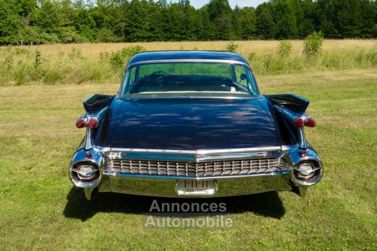 Cadillac Fleetwood - <small></small> 56.000 € <small>TTC</small> - #22