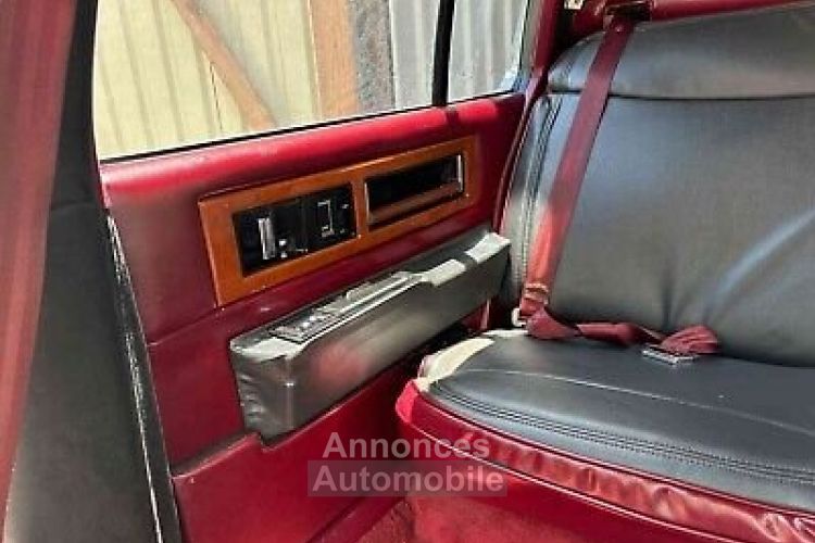 Cadillac Fleetwood - <small></small> 17.000 € <small>TTC</small> - #26