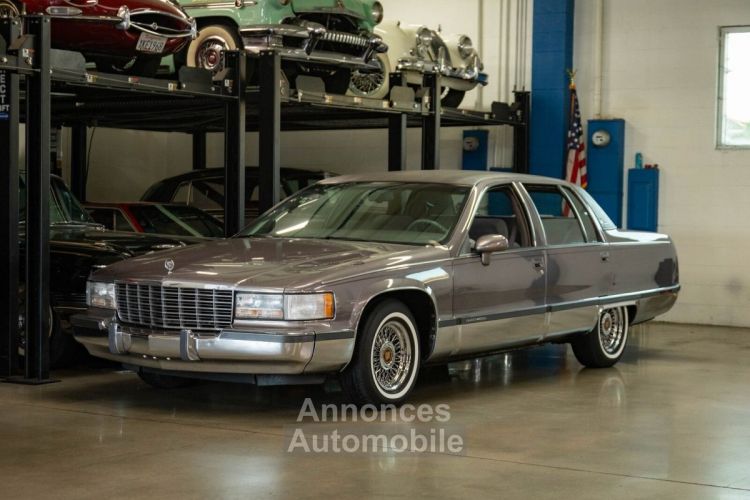 Cadillac Fleetwood - <small></small> 27.000 € <small>TTC</small> - #1