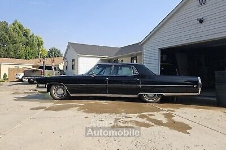 Cadillac Fleetwood - <small></small> 64.300 € <small>TTC</small> - #18