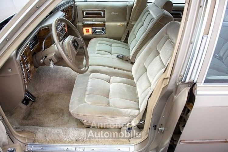 Cadillac Fleetwood Brougham - <small></small> 18.900 € <small>TTC</small> - #7