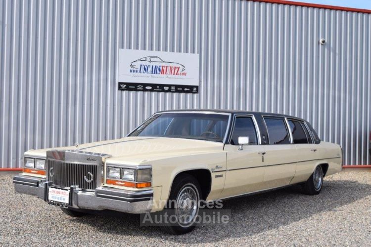 Cadillac Fleetwood Brougham Limousine - <small></small> 9.600 € <small>TTC</small> - #1