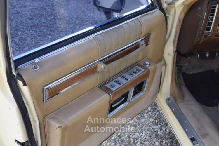 Cadillac Fleetwood Brougham Limousine - <small></small> 9.600 € <small>TTC</small> - #12