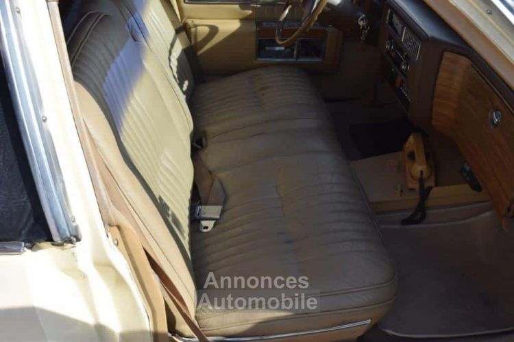 Cadillac Fleetwood Brougham Limousine - <small></small> 9.600 € <small>TTC</small> - #16