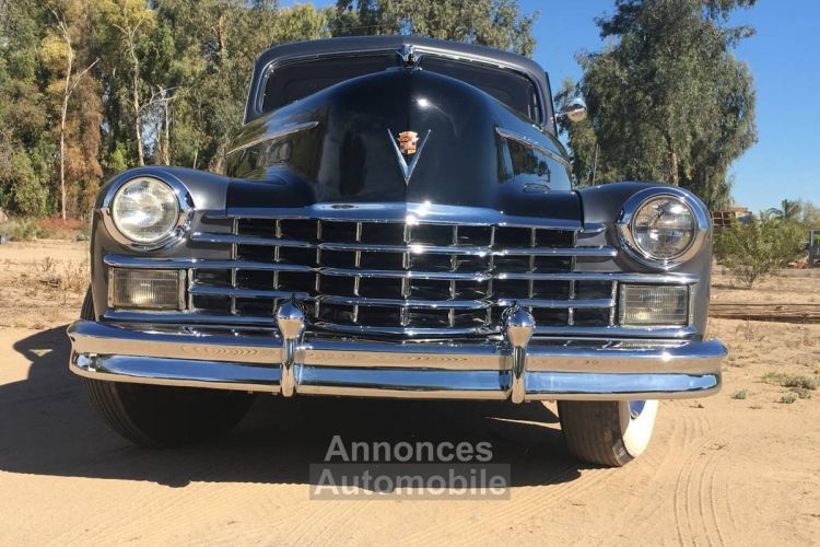 Cadillac Fleetwood imperial  - <small></small> 37.000 € <small>TTC</small> - #15