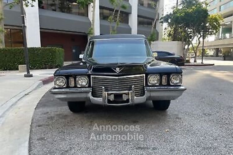 Cadillac Hearse - <small></small> 38.100 € <small>TTC</small> - #3