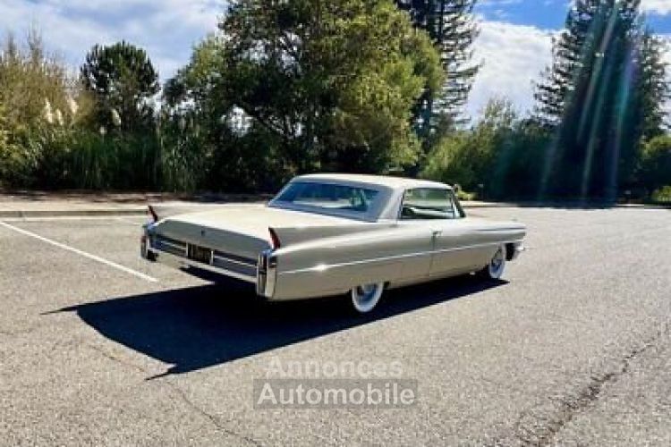 Cadillac Series 62 Coupe  - <small></small> 41.000 € <small>TTC</small> - #8