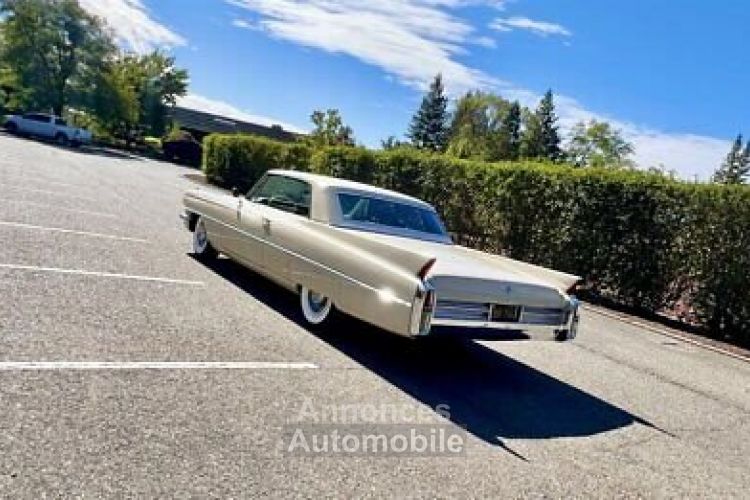 Cadillac Series 62 Coupe  - <small></small> 41.000 € <small>TTC</small> - #10