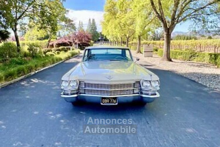 Cadillac Series 62 Coupe  - <small></small> 41.000 € <small>TTC</small> - #18