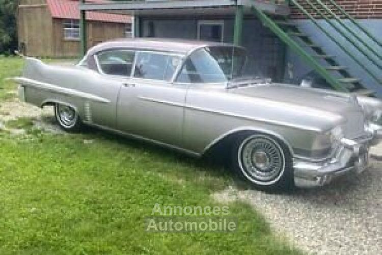 Cadillac Series 62 Coupe  - <small></small> 35.400 € <small>TTC</small> - #1