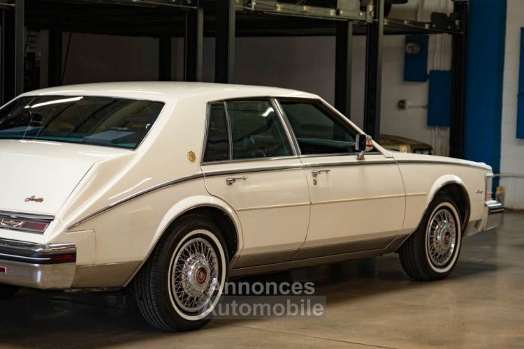 Cadillac Seville - <small></small> 23.000 € <small>TTC</small> - #27