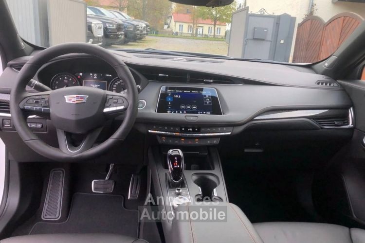 Cadillac XT4 2022 350T AWD Sport UltraView+BOSE+NAVI - <small></small> 36.500 € <small>TTC</small> - #3