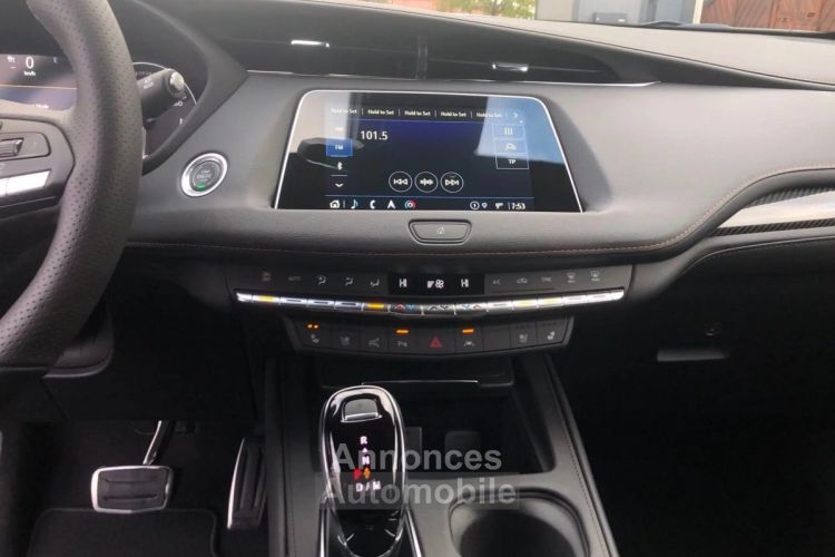 Cadillac XT4 2022 350T AWD Sport UltraView+BOSE+NAVI - <small></small> 36.500 € <small>TTC</small> - #16