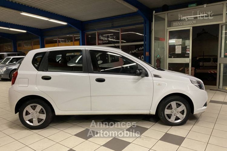 Chevrolet Aveo 1.2 16v LS Euro5 5p - <small></small> 4.490 € <small>TTC</small> - #4