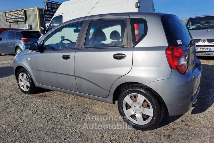 Chevrolet Aveo 1.2 i GPL 84 cv 1ère MAIN - <small></small> 4.990 € <small>TTC</small> - #3