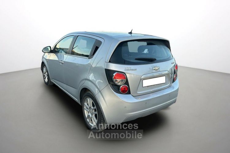 Chevrolet Aveo 1.4 16v 100ch LTZ BVA - <small></small> 6.790 € <small>TTC</small> - #4