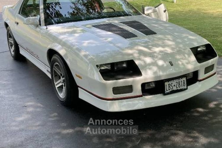 Chevrolet Camaro iroc z28  - <small></small> 30.000 € <small>TTC</small> - #1