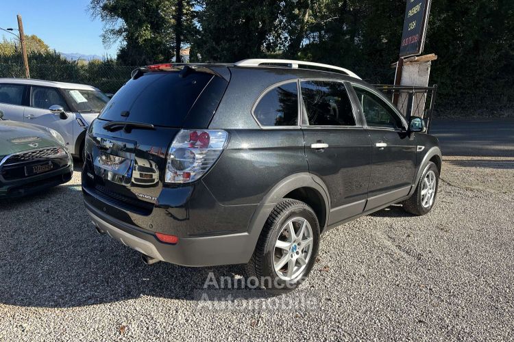 Chevrolet Captiva CHEVROLET CAPTIVA (2) 2.2 VCDI 184 LTZ S&S AWD 7 PLACES - <small></small> 11.900 € <small>TTC</small> - #3