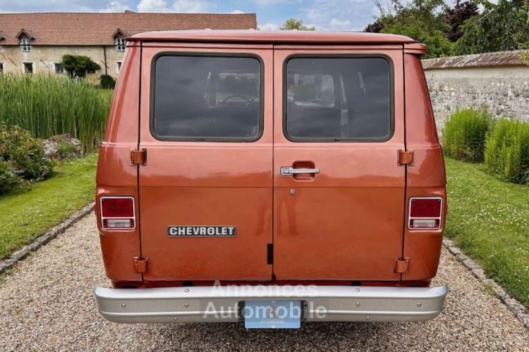 Chevrolet Chevy Van g10 v8 5l de 1979 - <small></small> 24.900 € <small>TTC</small> - #11