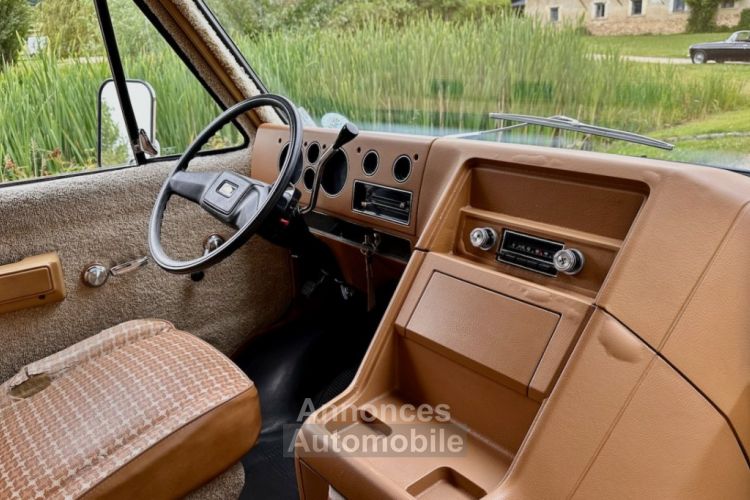 Chevrolet Chevy Van g10 v8 5l de 1979 - <small></small> 24.900 € <small>TTC</small> - #50