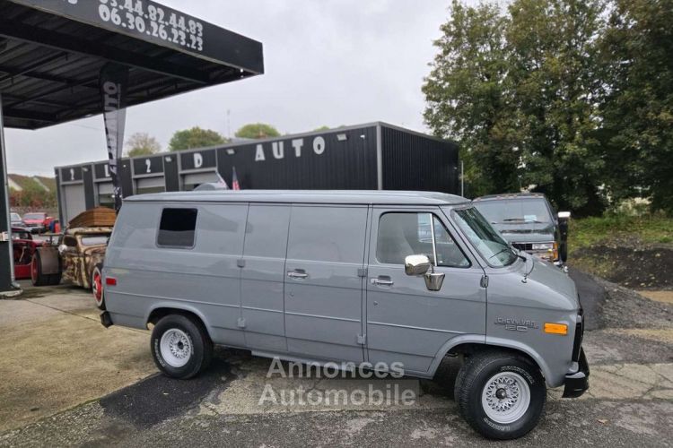 Chevrolet Chevy Van G20 tolé 5.0 V8 ex vehicule de surveillance - <small></small> 18.990 € <small>TTC</small> - #3