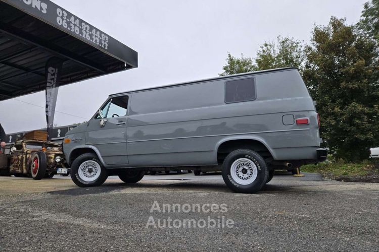 Chevrolet Chevy Van G20 tolé 5.0 V8 ex vehicule de surveillance - <small></small> 18.990 € <small>TTC</small> - #5