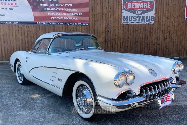 Chevrolet Corvette C1 CABRIOLET AVEC HARD TOP - Prix sur Demande - #4