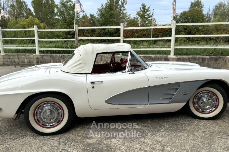 Chevrolet Corvette C1 CABRIOLET AVEC HARD TOP - Prix sur Demande - #9