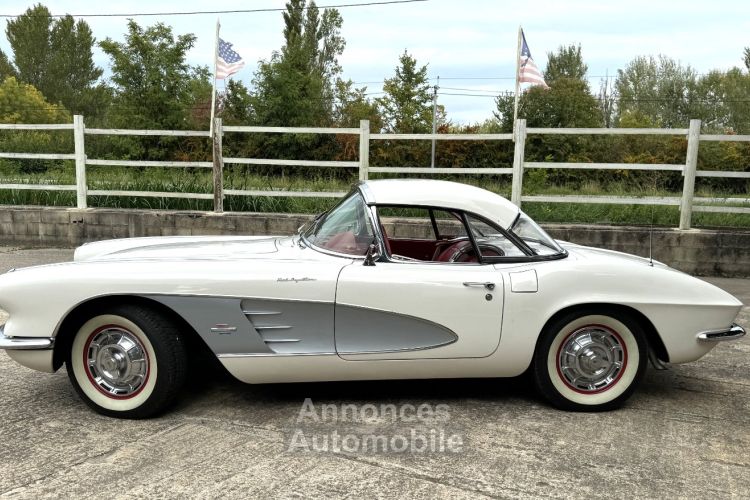 Chevrolet Corvette C1 CABRIOLET AVEC HARD TOP - Prix sur Demande - #10