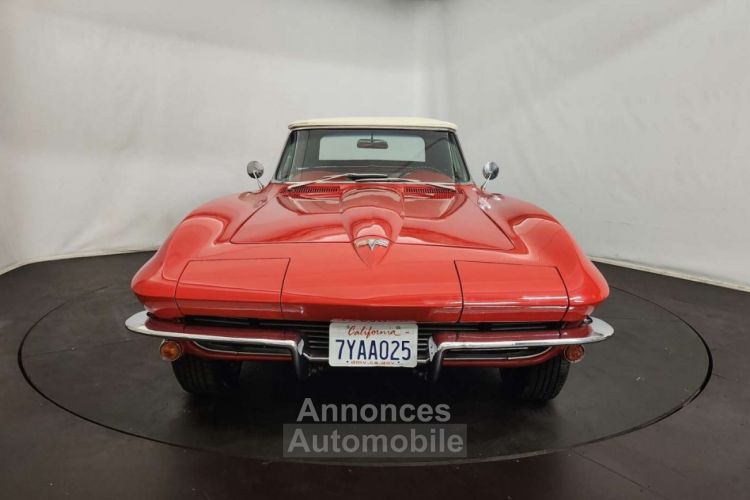 Chevrolet Corvette C2 Sting Ray Cabriolet - <small></small> 66.500 € <small>TTC</small> - #12