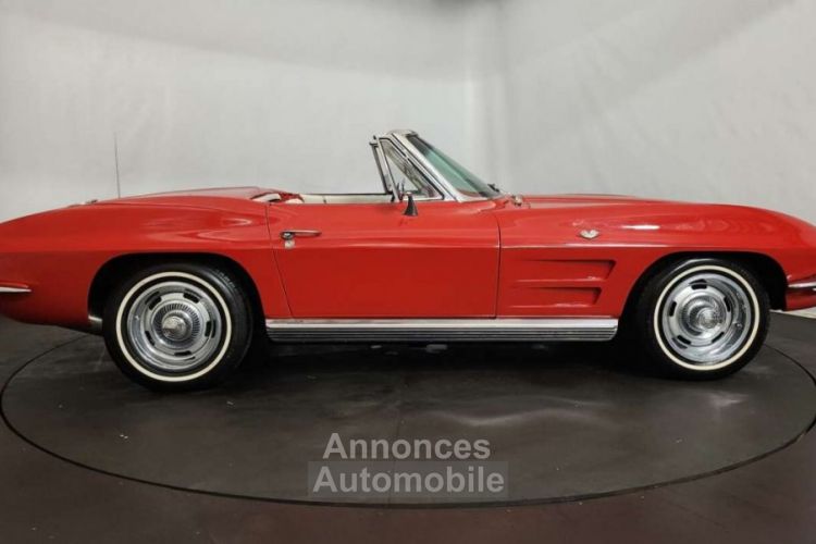 Chevrolet Corvette C2 Sting Ray Cabriolet - <small></small> 66.500 € <small>TTC</small> - #18