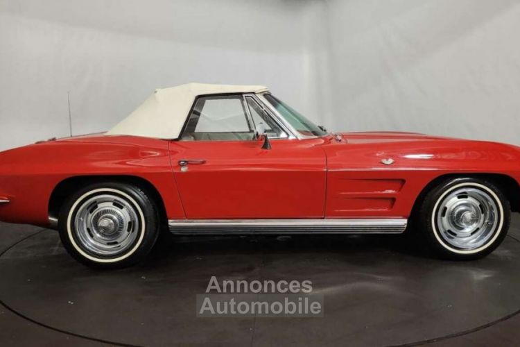 Chevrolet Corvette C2 Sting Ray Cabriolet - <small></small> 66.500 € <small>TTC</small> - #19