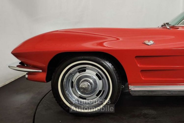 Chevrolet Corvette C2 Sting Ray Cabriolet - <small></small> 66.500 € <small>TTC</small> - #25