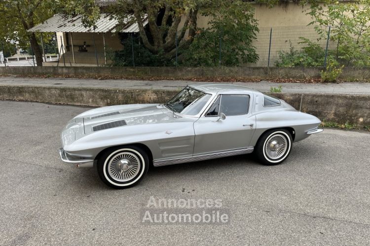 Chevrolet Corvette C2 STINGRAY Coupé Split Window - <small></small> 149.900 € <small>TTC</small> - #15