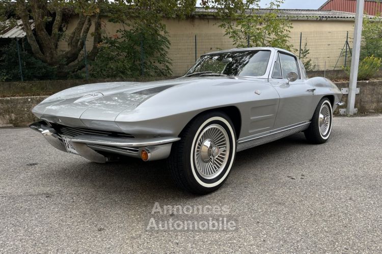 Chevrolet Corvette C2 STINGRAY Coupé Split Window - <small></small> 149.900 € <small>TTC</small> - #17