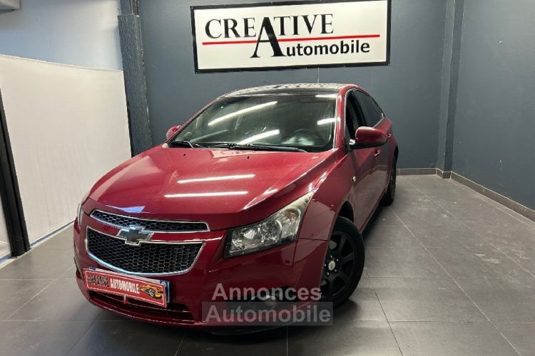 Chevrolet Cruze 2.0 VCDi 163 LT 1ERE MAIN - <small></small> 6.900 € <small>TTC</small> - #1