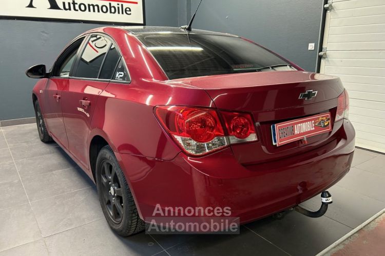 Chevrolet Cruze 2.0 VCDi 163 LT 1ERE MAIN - <small></small> 6.900 € <small>TTC</small> - #4