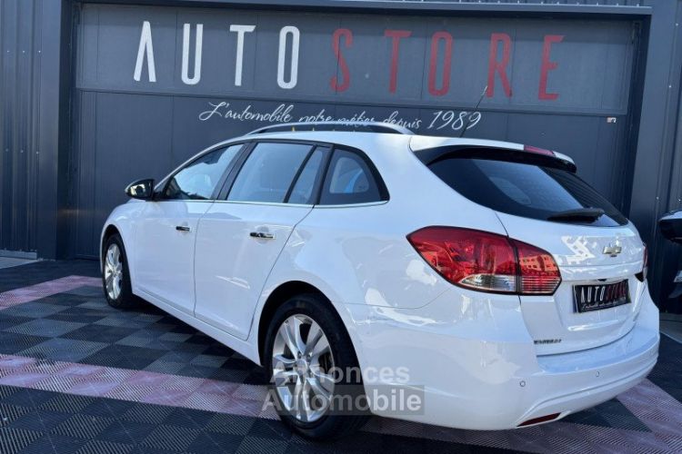 Chevrolet Cruze SW 1.7 VCDI 131CH LTZ S&S - <small></small> 9.890 € <small>TTC</small> - #4