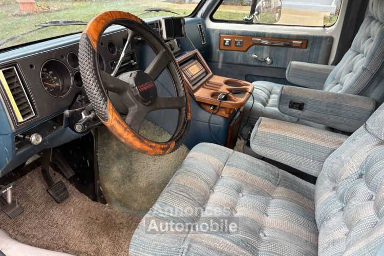 Chevrolet Pick Up G20 conversion van  - <small></small> 16.000 € <small>TTC</small> - #11