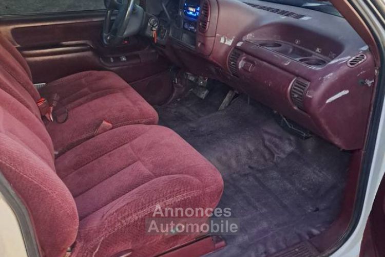 Chevrolet Silverado 3500  - <small></small> 16.900 € <small>TTC</small> - #10